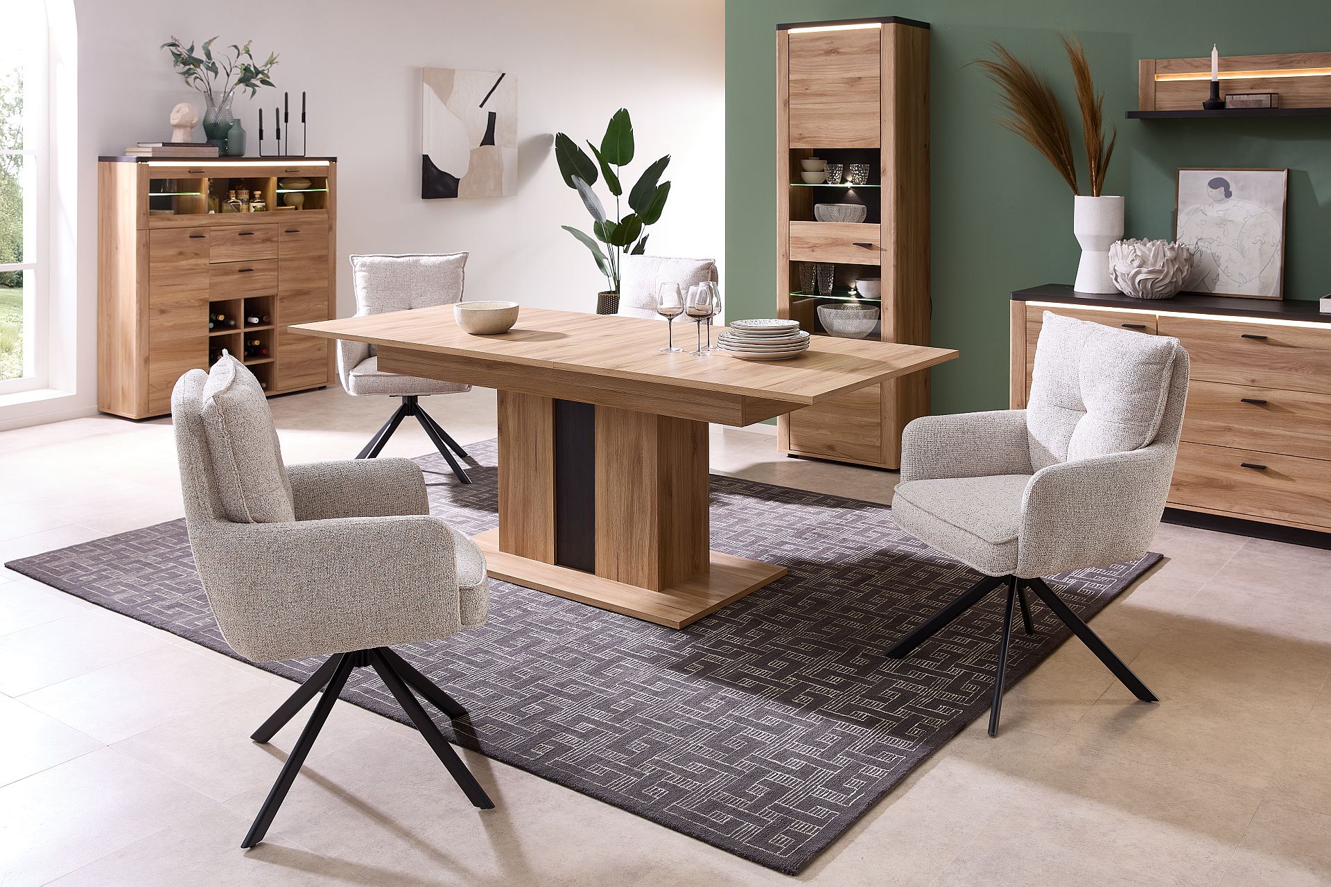 Nábytek do obývacího pokoje a jídelny COLEÉ "dining room 2"_ sestava typů 20+22+02+40+20 S2 HZ 04_ včetně LED osvětlení_ foto s dekoracemi_ jídelní stůl rozložený 220 cm_ jídelní křesla nejsou součástí sestavy_ obr. 2 Nábytek do obývacího pokoje a jídelny COLEÉ "dining room 2"_ sestava typů 20+22+02+40+20 S2 HZ 04_ včetně LED osvětlení_ foto s dekoracemi_ jídelní stůl rozložený 220 cm_ jídelní křesla nejsou součástí sestavy_ obr. 2