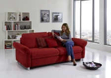 Sofa s funkcí na spaní COMFORT SLEEP_šířka sedáku 162 cm, područky tap 21, vzhled polštářů typ A, korpus typ A, plocha na spaní 148 x 200 cm_v látce Kati bordeaux_obr. 6 Sofa s funkcí na spaní COMFORT SLEEP_šířka sedáku 162 cm, područky tap 21, vzhled polštářů typ A, korpus typ A, plocha na spaní 148 x 200 cm_v látce Kati bordeaux_obr. 6