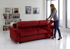 Sofa s funkcí na spaní COMFORT SLEEP_šířka sedáku 162 cm, područky typ 21, vzhled polštářů typ A, korpus typ A, plocha na spaní 148 x 200 cm_v látce Kati bordeaux_obr. 7 Sofa s funkcí na spaní COMFORT SLEEP_šířka sedáku 162 cm, područky typ 21, vzhled polštářů typ A, korpus typ A, plocha na spaní 148 x 200 cm_v látce Kati bordeaux_obr. 7