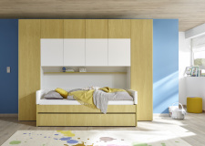 Dětský a studentský nábytek ESPERO (žlutá varianta)_skříňový "most" nad postel 310x234 cm_postel 90 cm + čalouněný díl + zásuvka pod postel_regálová police_typy 674302-70_624302-90_624302-TP90_624302-L90_624302-C90_674302-33_obr. 8 Dětský a studentský nábytek ESPERO (žlutá varianta)_skříňový "most" nad postel 310x234 cm_postel 90 cm + čalouněný díl + zásuvka pod postel_regálová police_typy 674302-70_624302-90_624302-TP90_624302-L90_624302-C90_674302-33_obr. 8