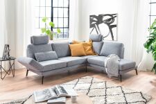 Sedací souprava ENJOY_ sestava 2-sed (varianta 10) + rohový element s 1-sedem a ukončovacím dílem (varianta 28)_ rohové rozměry zleva 292 x 223 cm_ výška 82 cm_ výška s opěrkou hlavy 102 cm_ v látce Prime blue grey_ obr. 5 Sedací souprava ENJOY_ sestava 2-sed (varianta 10) + rohový element s 1-sedem a ukončovacím dílem (varianta 28)_ rohové rozměry zleva 292 x 223 cm_ výška 82 cm_ výška s opěrkou hlavy 102 cm_ v látce Prime blue grey_ obr. 5