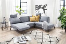 Sedací souprava ENJOY_ sestava 2-sed (varianta 10) + rohový element s 1-sedem a ukončovacím dílem (varianta 28)_ rohové rozměry zleva 292 x 223 cm_ výška 82 cm_ výška s opěrkou hlavy 102 cm_ s vytočeným sedákem_ v látce Prime blue grey_ obr. 6 Sedací souprava ENJOY_ sestava 2-sed (varianta 10) + rohový element s 1-sedem a ukončovacím dílem (varianta 28)_ rohové rozměry zleva 292 x 223 cm_ výška 82 cm_ výška s opěrkou hlavy 102 cm_ s vytočeným sedákem_ v látce Prime blue grey_ obr. 6