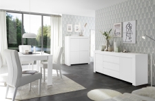 Volná sestava elementů CASTELLO bílý matný lak_highboard 4dv. + sideboard 2dv. 3zsk. + jídelní stůl 137 cm_obr. 3 Volná sestava elementů CASTELLO bílý matný lak_highboard 4dv. + sideboard 2dv. 3zsk. + jídelní stůl 137 cm_obr. 3