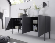 Sideboard (komoda) REX_anthrazit_3 dvířka_otevřená Sideboard (komoda) REX_anthrazit_3 dvířka_otevřená
