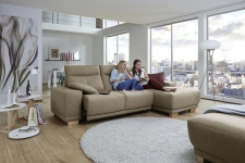 Sedací souprava SONA_sestava 2,5LKVVZMO_CanGRKVRR - taburet XXLHo_v látce Miro sand_obr. 9 Sedací souprava SONA_sestava 2,5LKVVZMO_CanGRKVRR - taburet XXLHo_v látce Miro sand_obr. 9