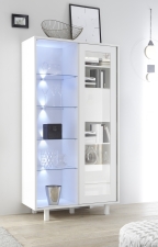 Vitrina TORINO_otevřená_umělohmotné nohy_obr. 35 Vitrina TORINO_otevřená_umělohmotné nohy_obr. 35